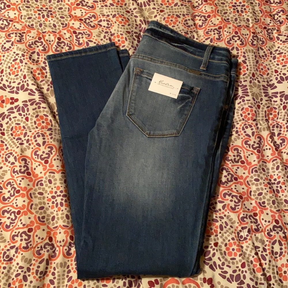 NWT KanCan Skinny Jeans